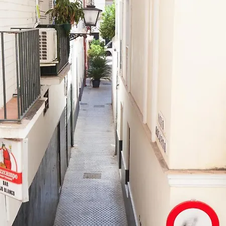 Isg Alhondiga- Piscina Casco Antiguo Free Parking アパート